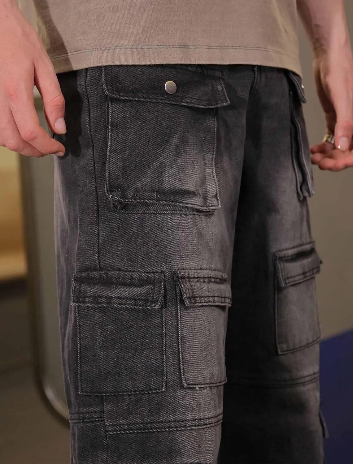 Mens Baggy Cargo Jeans Wide Leg Streetwear Jeans Loose Fit Hip Hop Denim Pants