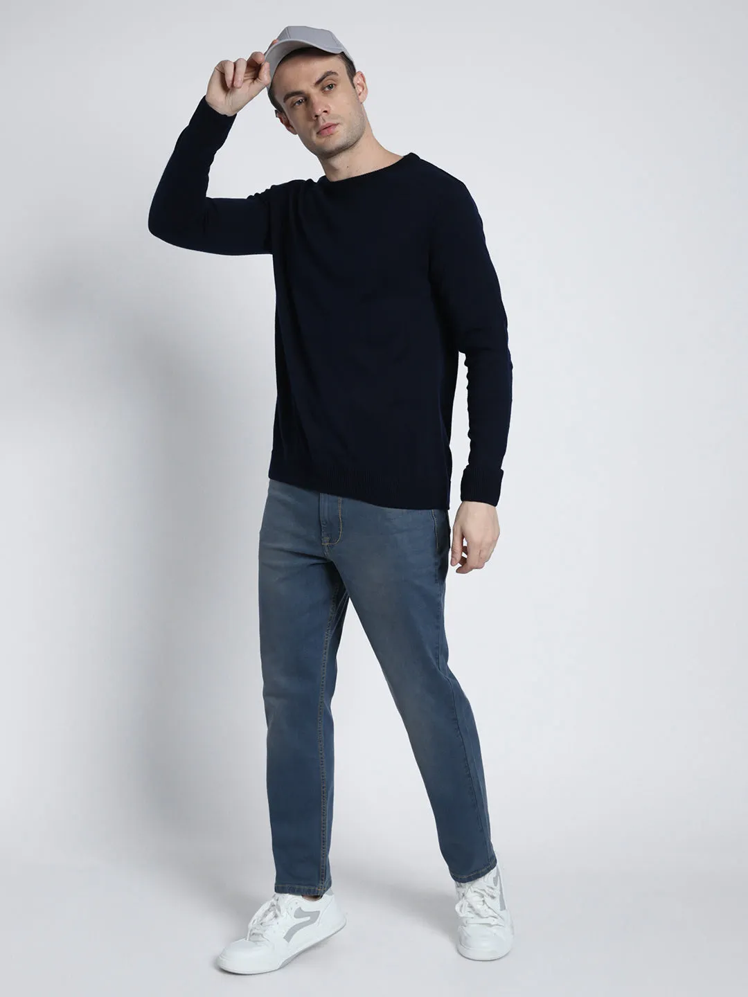 Men's Round Neck Long Sleeves Acrylic Pullover Sweater
